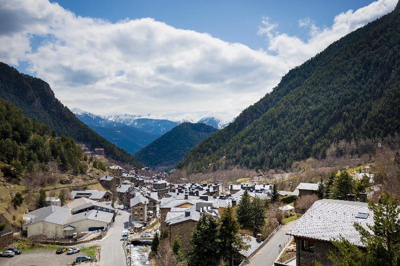 The Lodge At Ribasol アリンサル エクステリア 写真